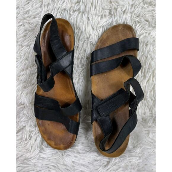 Naot Womens Size 40 US 9 Black Leather Criss Cross Sandals - Picture 1 of 10